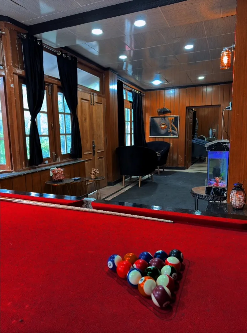 3 Bedroom Villa - Executive Room: Couples Retreat (Rustic Vintage Style)